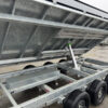 Três reboques basculantes 3×1800 kg 3,5 t