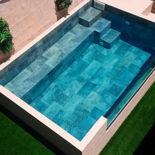 QV.jpg Piscina rígida de aço Ilú Pro 2250 acima do solo