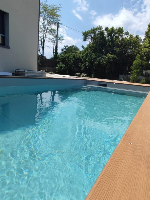 QZZZ.jpg Piscina de contentores de 6 metros